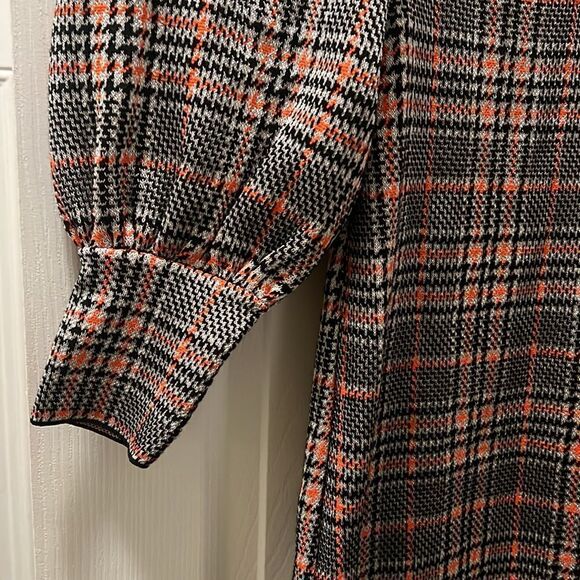 Zara NEW Dress - NWT - Plaid Black Res Super Cute Dress - Cuffed Sleeve - Picture 2 of 4